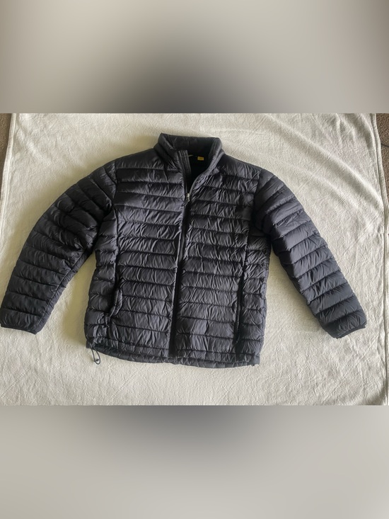 Cabela's Jackets & Blazers - Women’s puffer jacket 20% duck feathers large